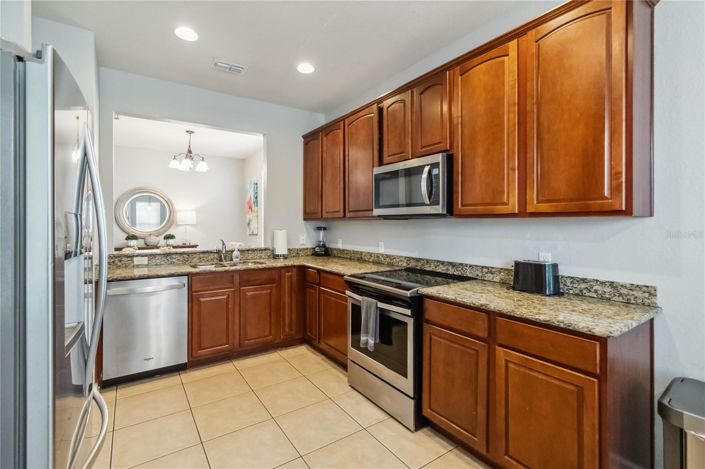 Image No.13-5 Bed House for sale