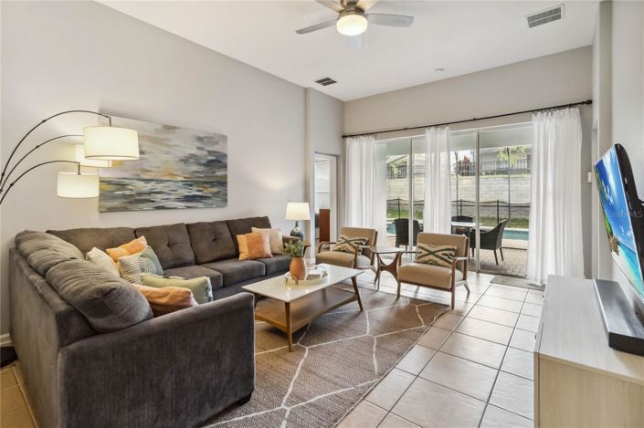 Image No.9-5 Bed House for sale