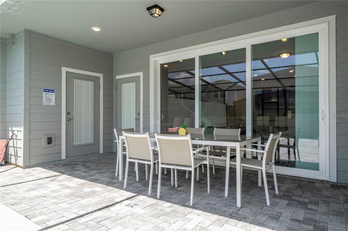 Image No.9-5 Bed Townhouse for sale