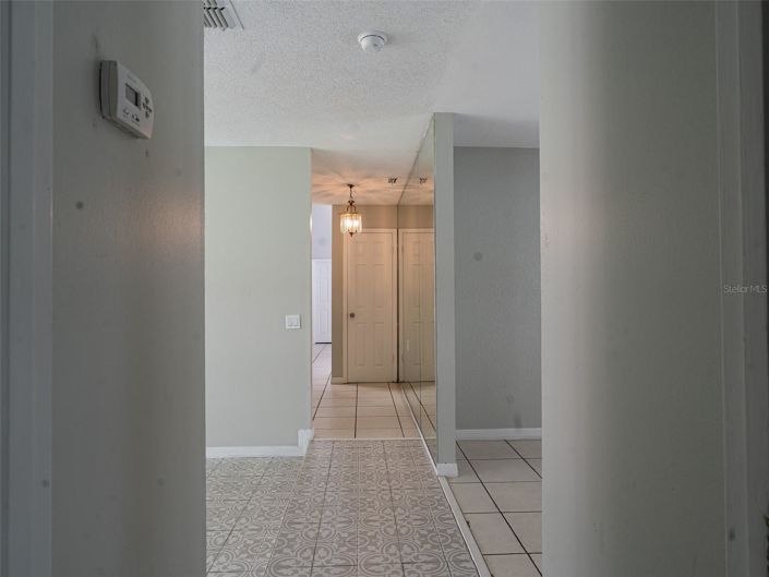 Image No.17-4 Bed House for sale