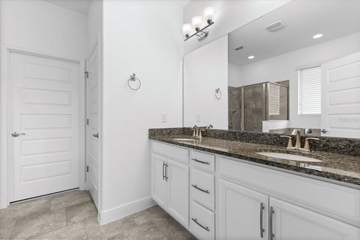 Image No.16-Maison de 4 chambres à vendre à Winter Garden