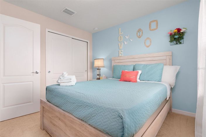 Image No.35-7 Bed House for sale