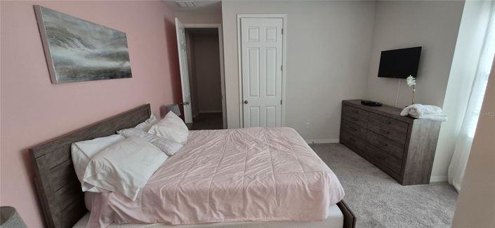 Image No.27-6 Bed House for sale