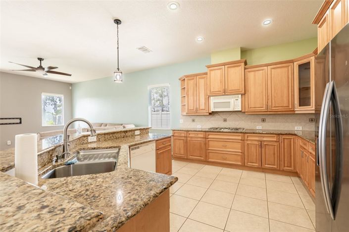 Image No.13-4 Bed House for sale