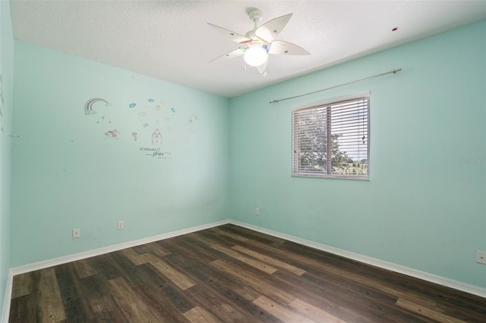 Image No.38-4 Bed House for sale