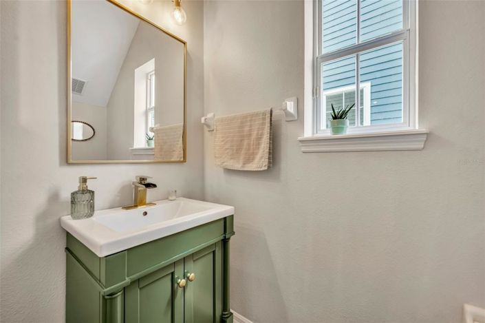 Image No.21-3 Bed House for sale