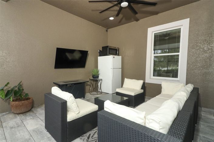 Image No.20-4 Bed House for sale