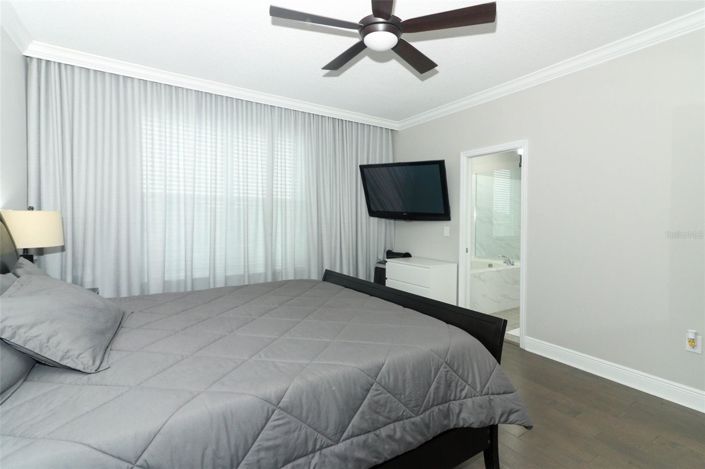 Image No.35-4 Bed House for sale