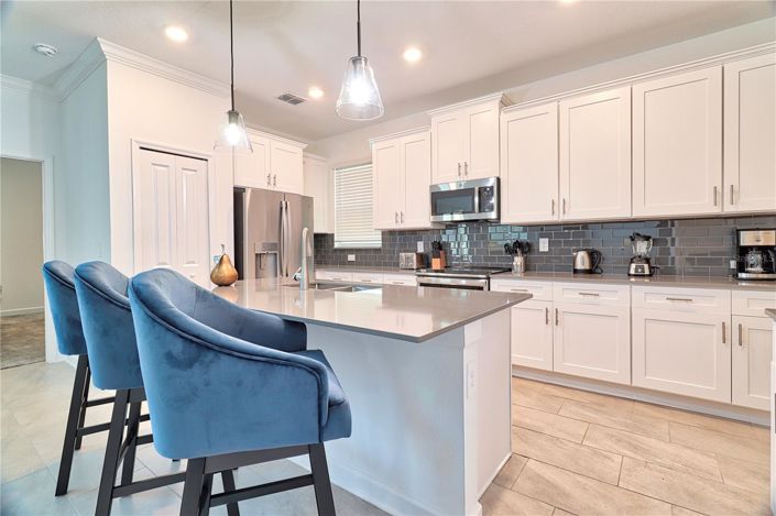 Image No.13-5 Bed House for sale