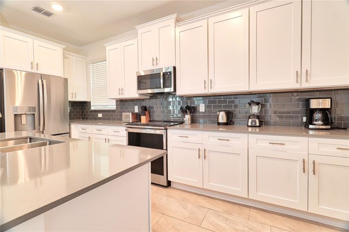 Image No.14-5 Bed House for sale