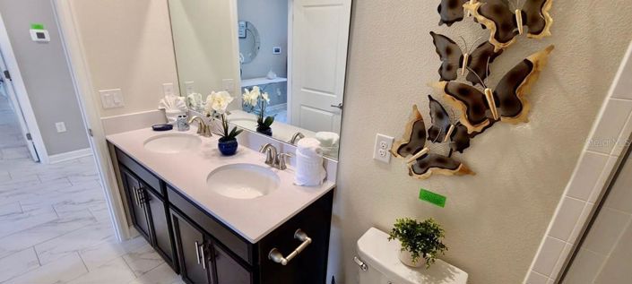 Image No.10-7 Bed House for sale