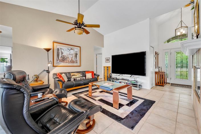 Image No.6-4 Bed House for sale