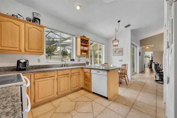 Image No.9-4 Bed House for sale