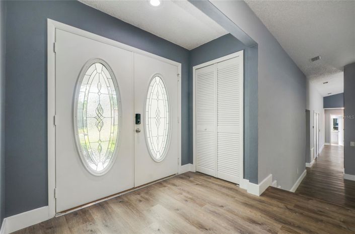 Image No.2-4 Bed House for sale