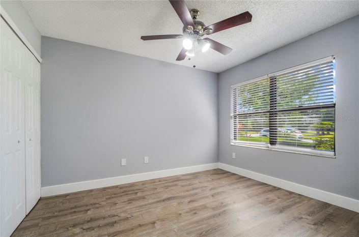 Image No.20-4 Bed House for sale