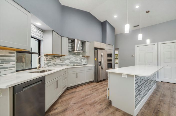 Image No.9-4 Bed House for sale