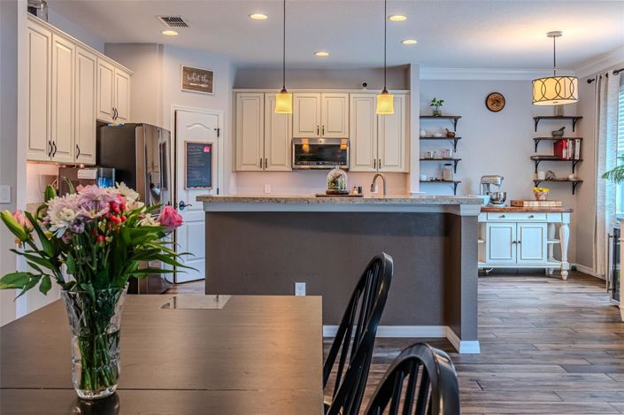 Image No.14-4 Bed House for sale