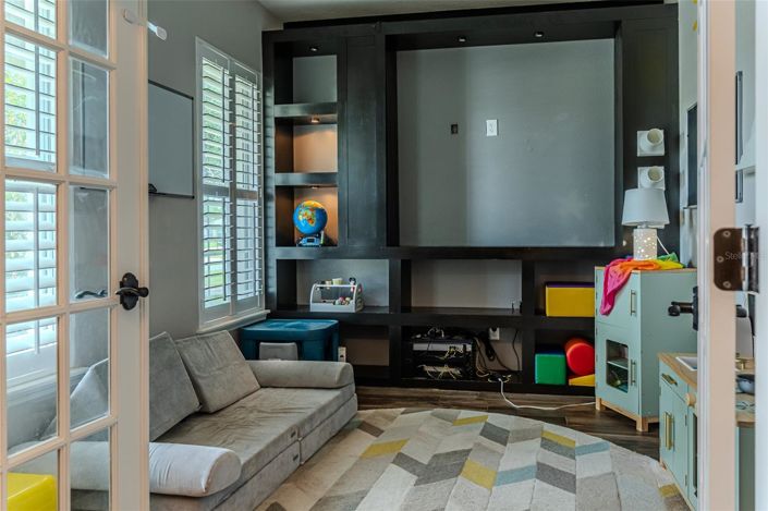 Image No.5-4 Bed House for sale