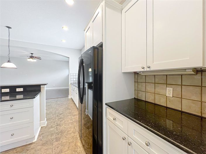 Image No.16-4 Bed House for sale