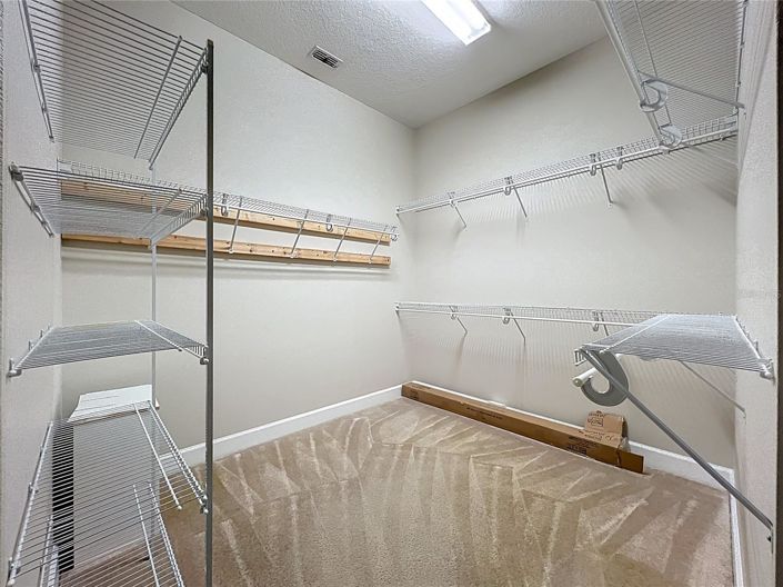 Image No.37-4 Bed House for sale