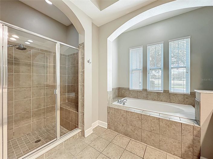 Image No.41-4 Bed House for sale