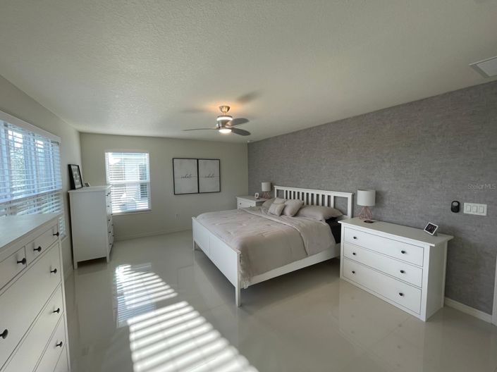 Image No.13-4 Bed House for sale