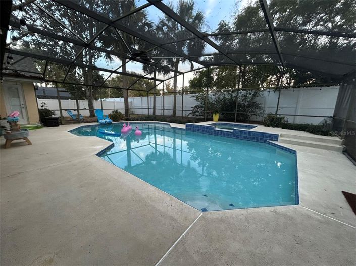 Image No.1-4 Bed House for sale