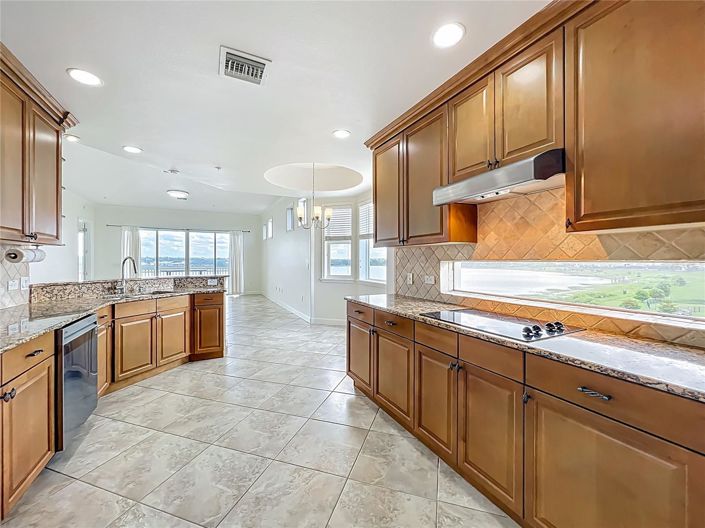 Image No.19-3 Bed Apartment for sale