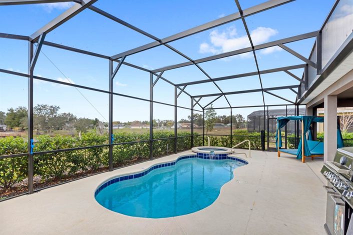 Image No.37-7 Bed House for sale