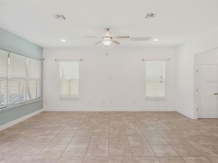 Image No.13-Maison de 4 chambres à vendre à Winter Garden