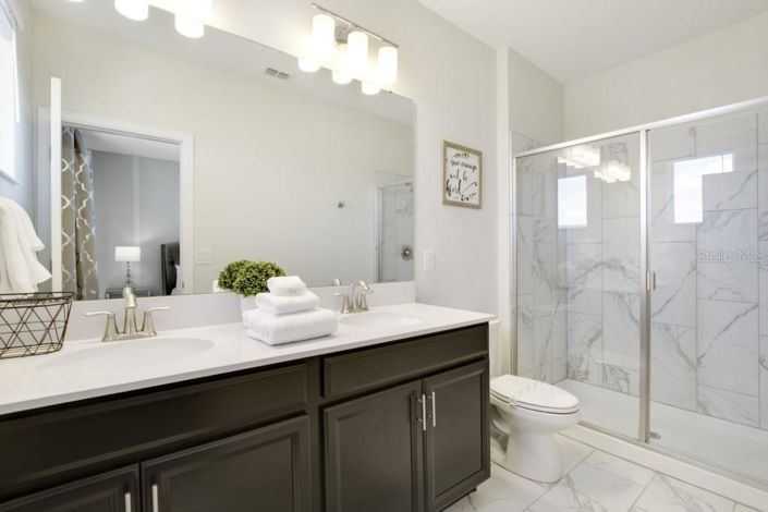 Image No.42-6 Bed House for sale