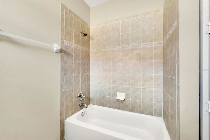 Image No.29-5 Bed House for sale