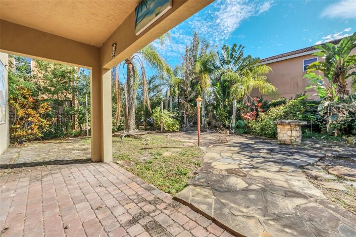 Image No.34-5 Bed House for sale