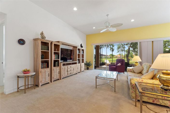 Image No.11-3 Bed House for sale