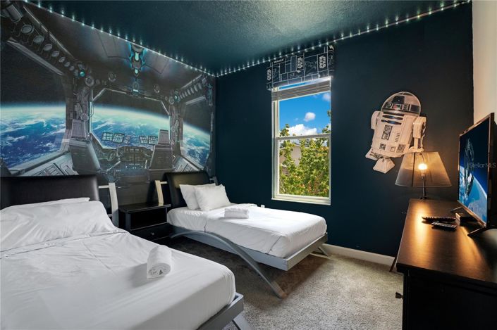 Image No.21-6 Bed House for sale