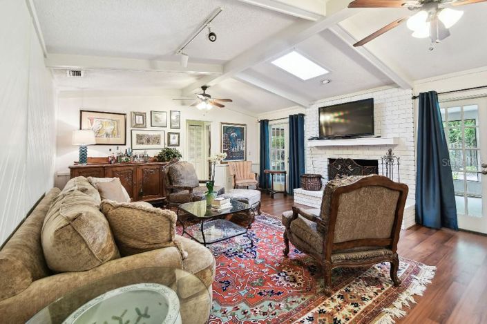 Image No.14-3 Bed House for sale