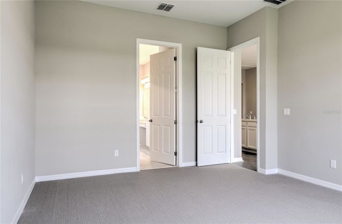 Image No.35-4 Bed House for sale