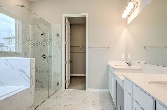 Image No.37-4 Bed House for sale