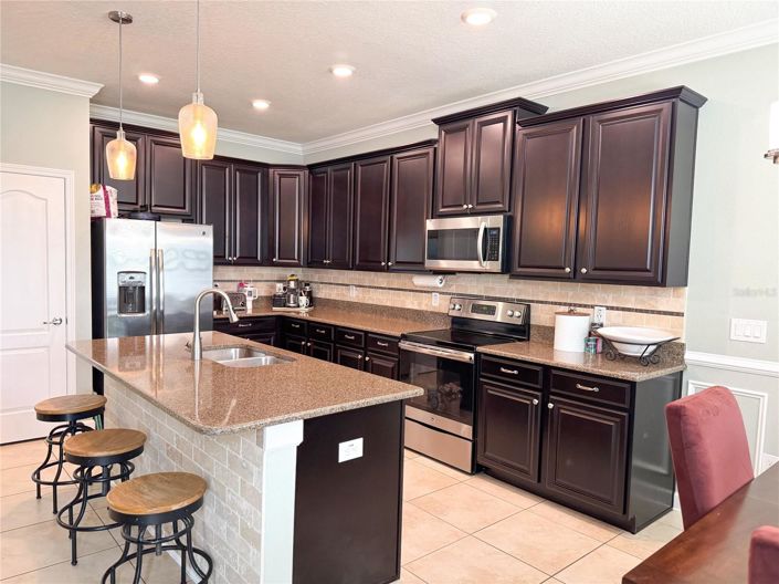 Image No.21-4 Bed House for sale