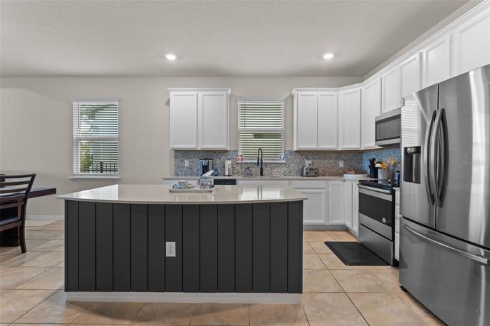 Image No.5-5 Bed House for sale