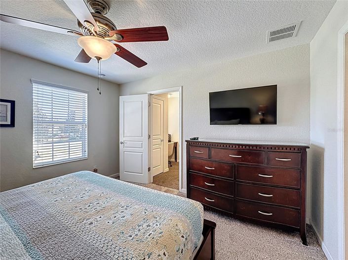 Image No.26-6 Bed House for sale