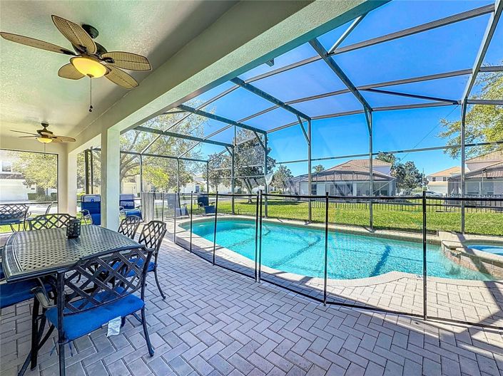 Image No.64-6 Bed House for sale