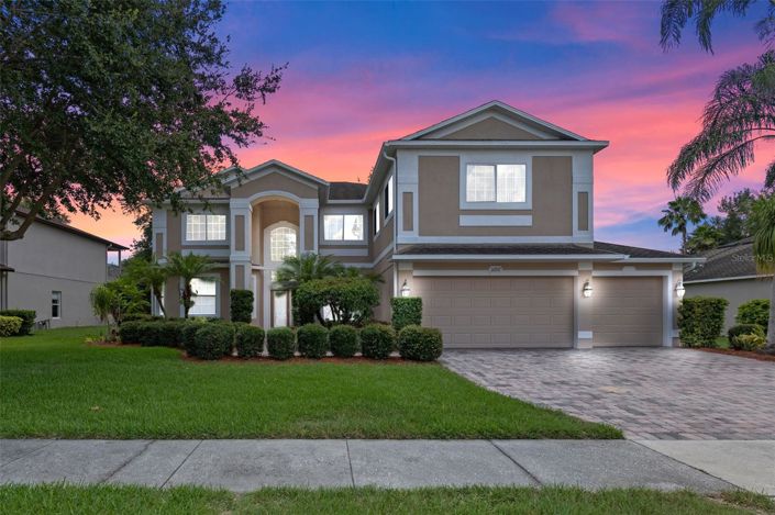 Image No.1-6 Bed House for sale