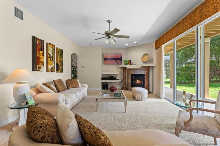 Image No.14-6 Bed House for sale