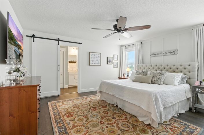 Image No.17-4 Bed House for sale