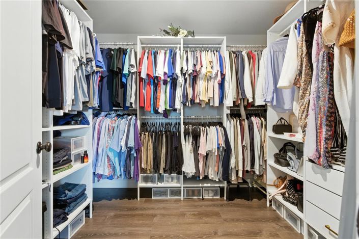 Image No.22-4 Bed House for sale