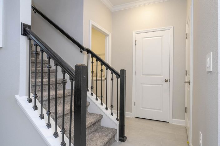 Image No.17-6 Bed House for sale