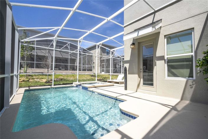 Image No.65-6 Bed House for sale