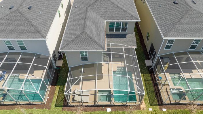 Image No.8-6 Bed House for sale