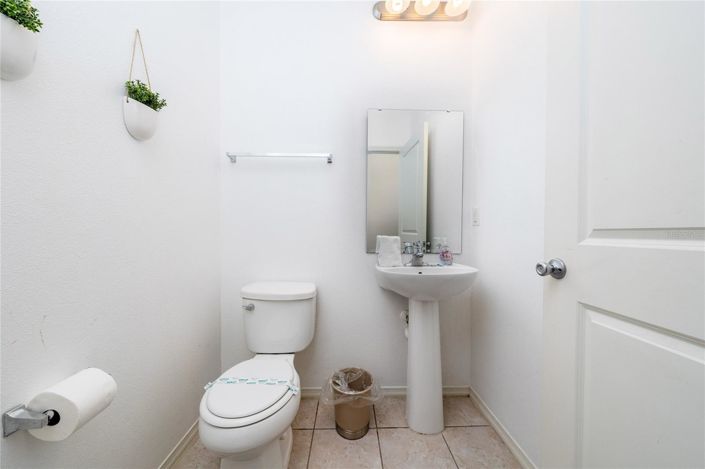 Image No.19-7 Bed House for sale